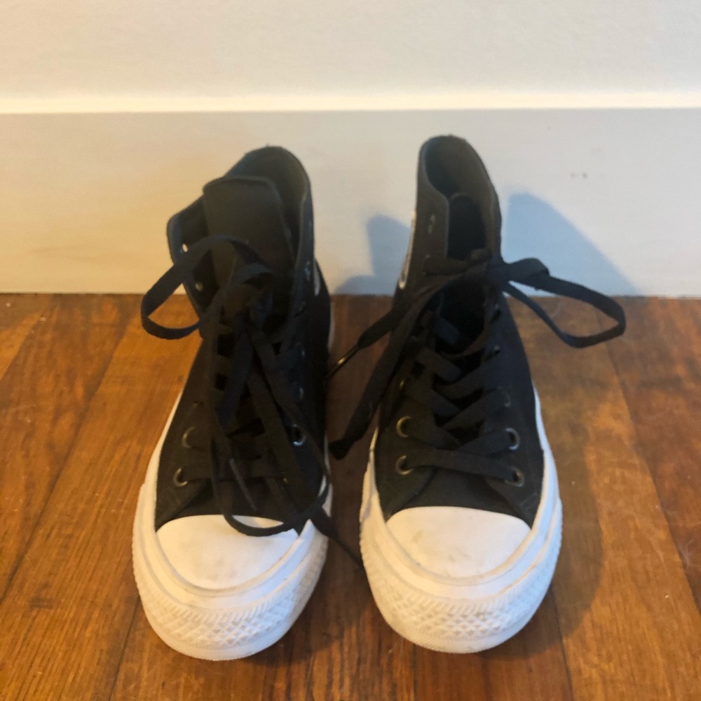 Black Converse